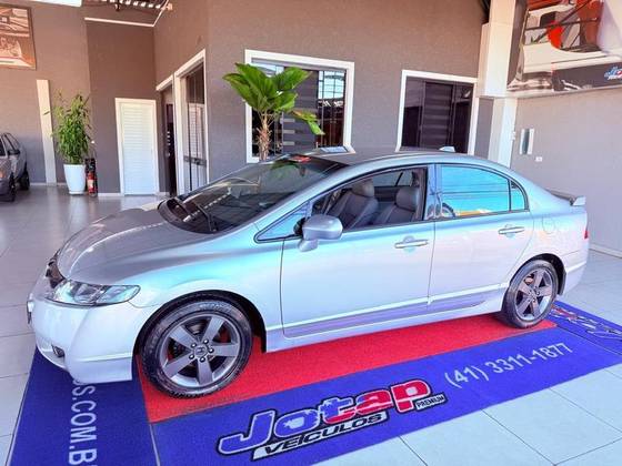 HONDA CIVIC 1.8 LXS 16V FLEX 4P MANUAL HONDA CIVIC 1.8 LXS 16V FLEX 4P MANUAL